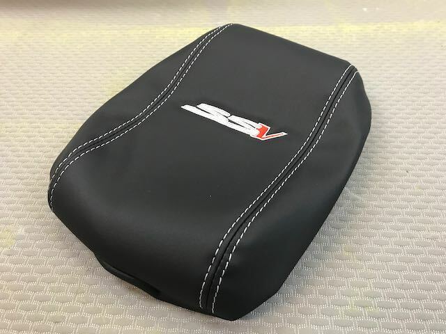CUSTOM CONSOLE ARM REST COVER TO FIT VE/VF HOLDEN SSV MED HEIGHT SILVER W/RED V