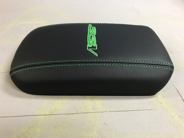 CUSTOM CONSOLE COVER TO FIT VE / VF HOLDEN SSV LOGO BRIGHT GREEN MID-HEIGHT