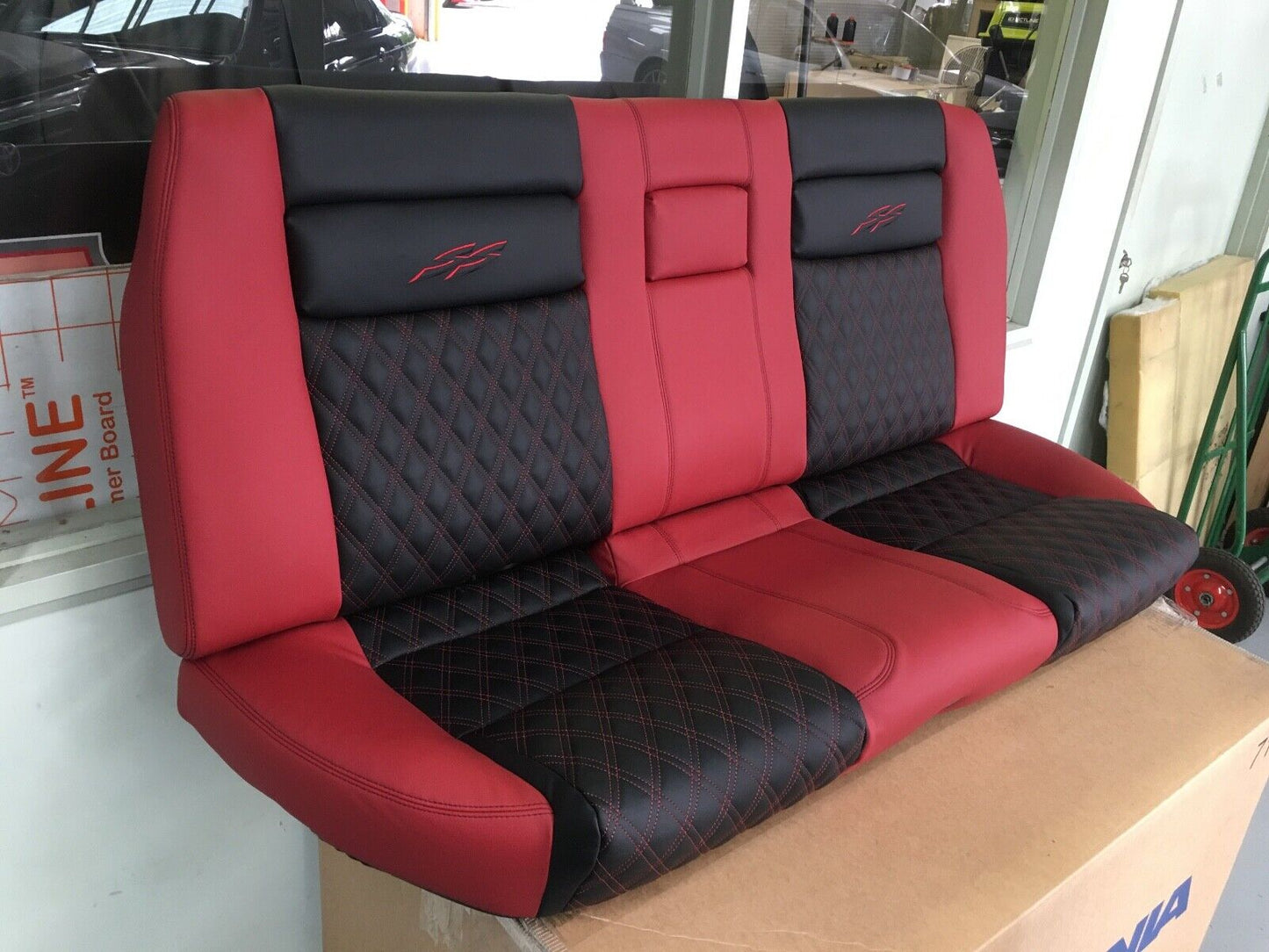 LEATHER SEATS SKINS TRIM KIT FOR HOLDEN CREWMAN VY / VZ SS RED BLK W/DIAMONDS