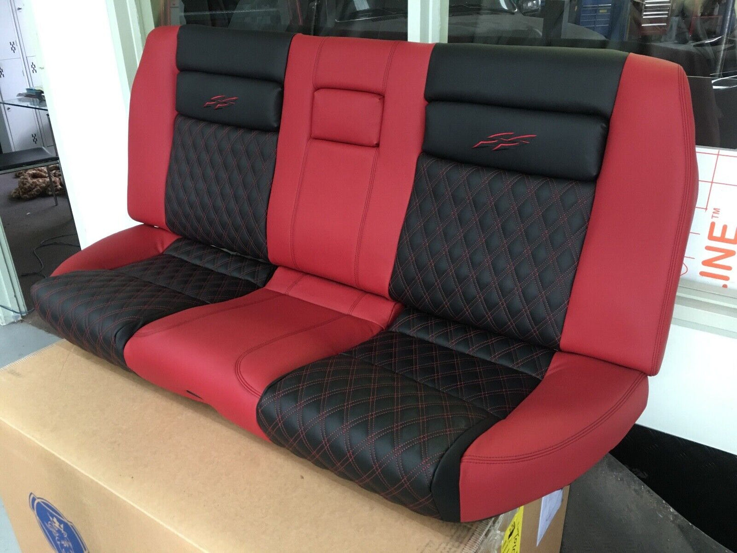 LEATHER SEATS SKINS TRIM KIT FOR HOLDEN CREWMAN VY / VZ SS RED BLK W/DIAMONDS